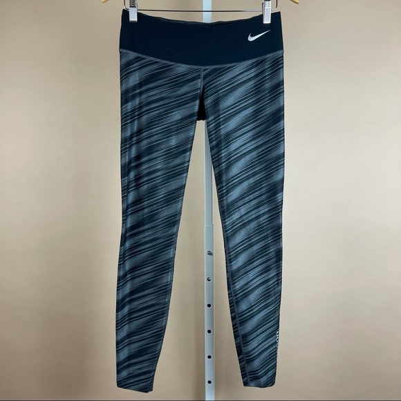 Nike Oregon Women’s Small Stripe Print Leggings Fitness Gym Workout Yoga - Picture 1 of 7